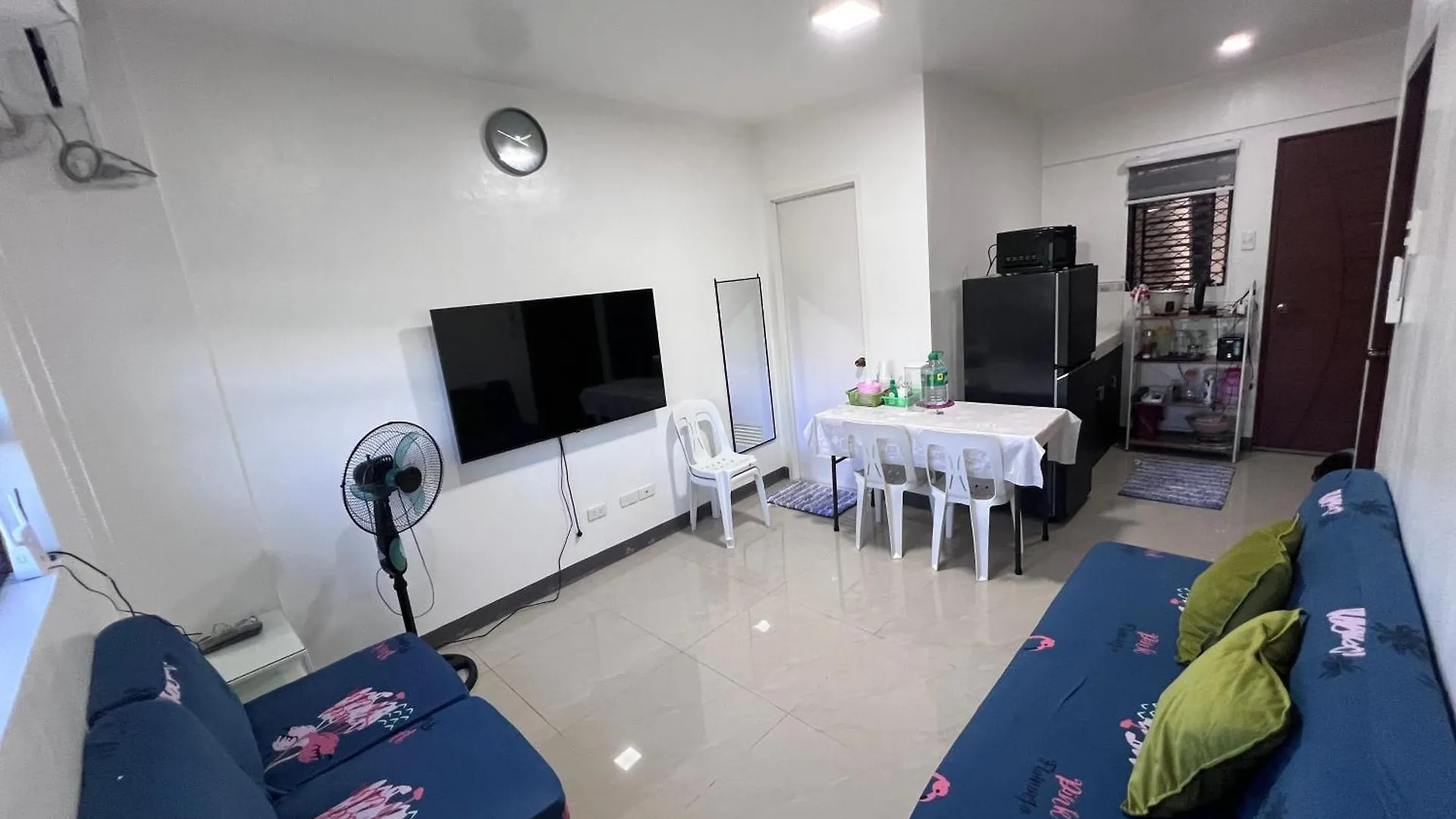 2Br Ground Level Entire Condo Central Aircon Sleeps 4 达沃